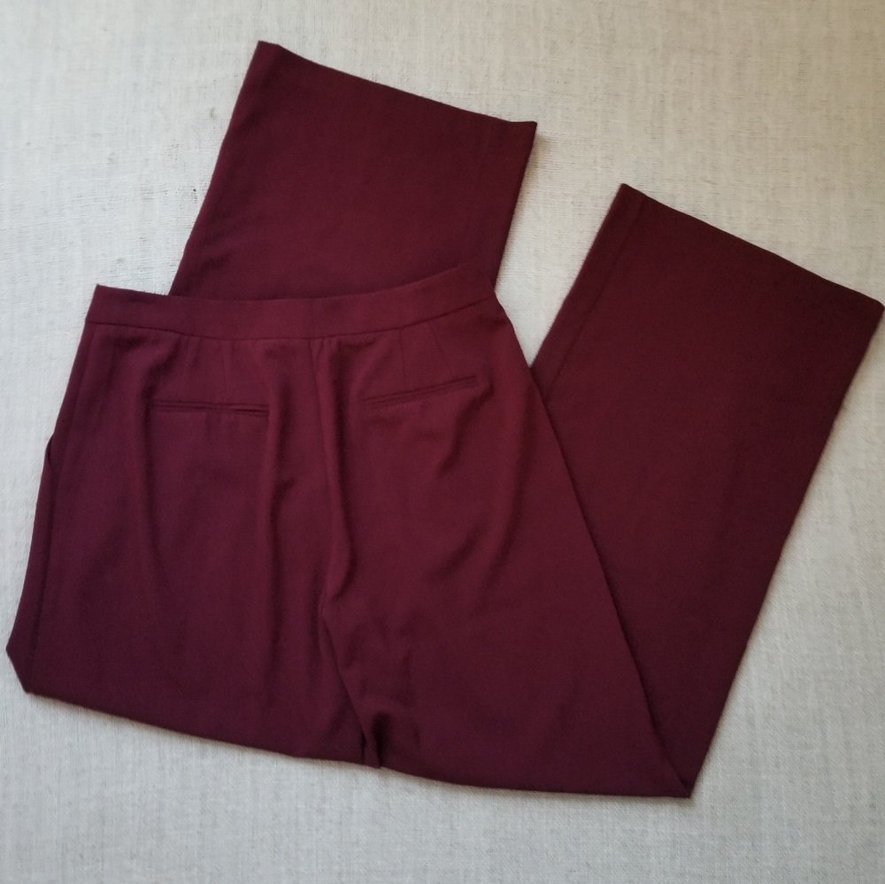 🎉SOLD🎉Maroon Forever 21 Pleated Work Pants - Picture 4 of 4